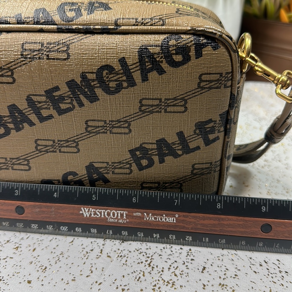 Balenciaga Camera Bag purse crossbody signature coated canvas - Picture 6 of 16